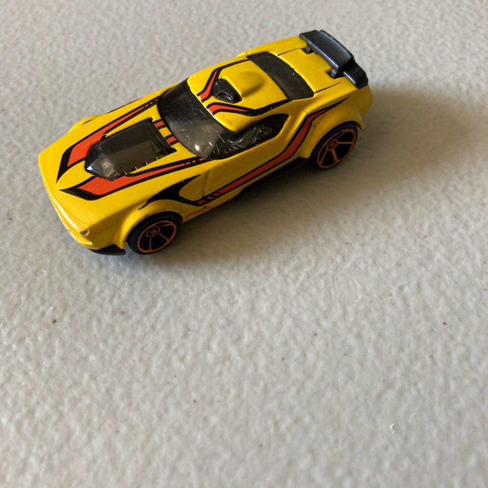 Hot Wheels Small Yellow Toy Car Fast Fish